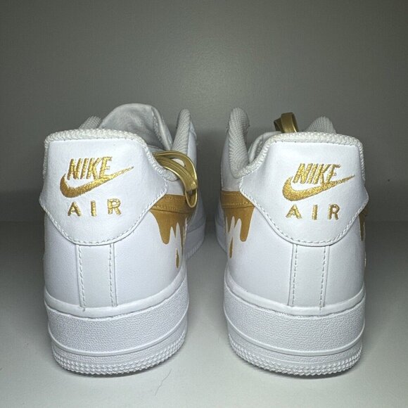NIB Custom Nike Men’s 9.5 White Air Force 1 07 Gold Paint Drip Swoosh & Laces - Picture 5 of 12
